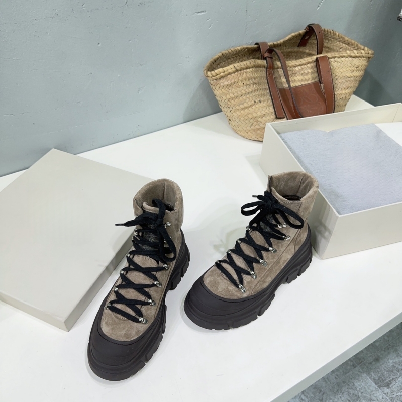 รองเท้าบูทผู้หญิงหนังแท้ทรงวิน - Cow Mat Rubber บทวิจารณ์และราคา